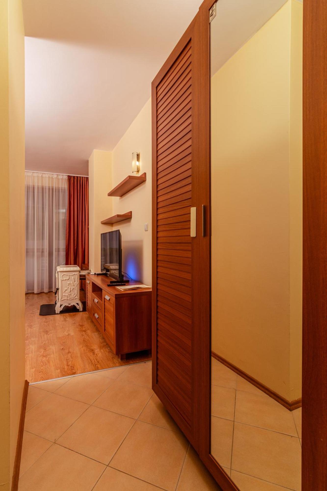 Studio By Mountain Lakes Ezerovo  Exterior photo